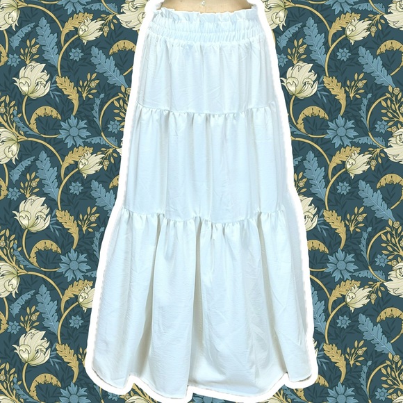 White tiered ruffle skirt crepe texture long maxi full elastic pull on waist new - Picture 1 of 10